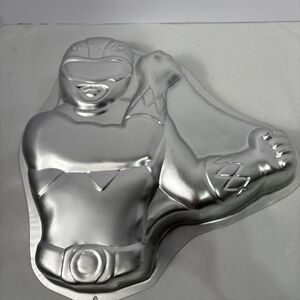Wilton Silver Power Ranger Cake Mold